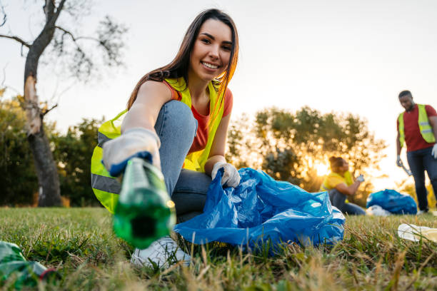 Best Yard Cleanup Services  in St Charles, MN