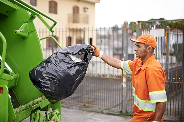 Best Construction Debris Removal  in St Charles, MN